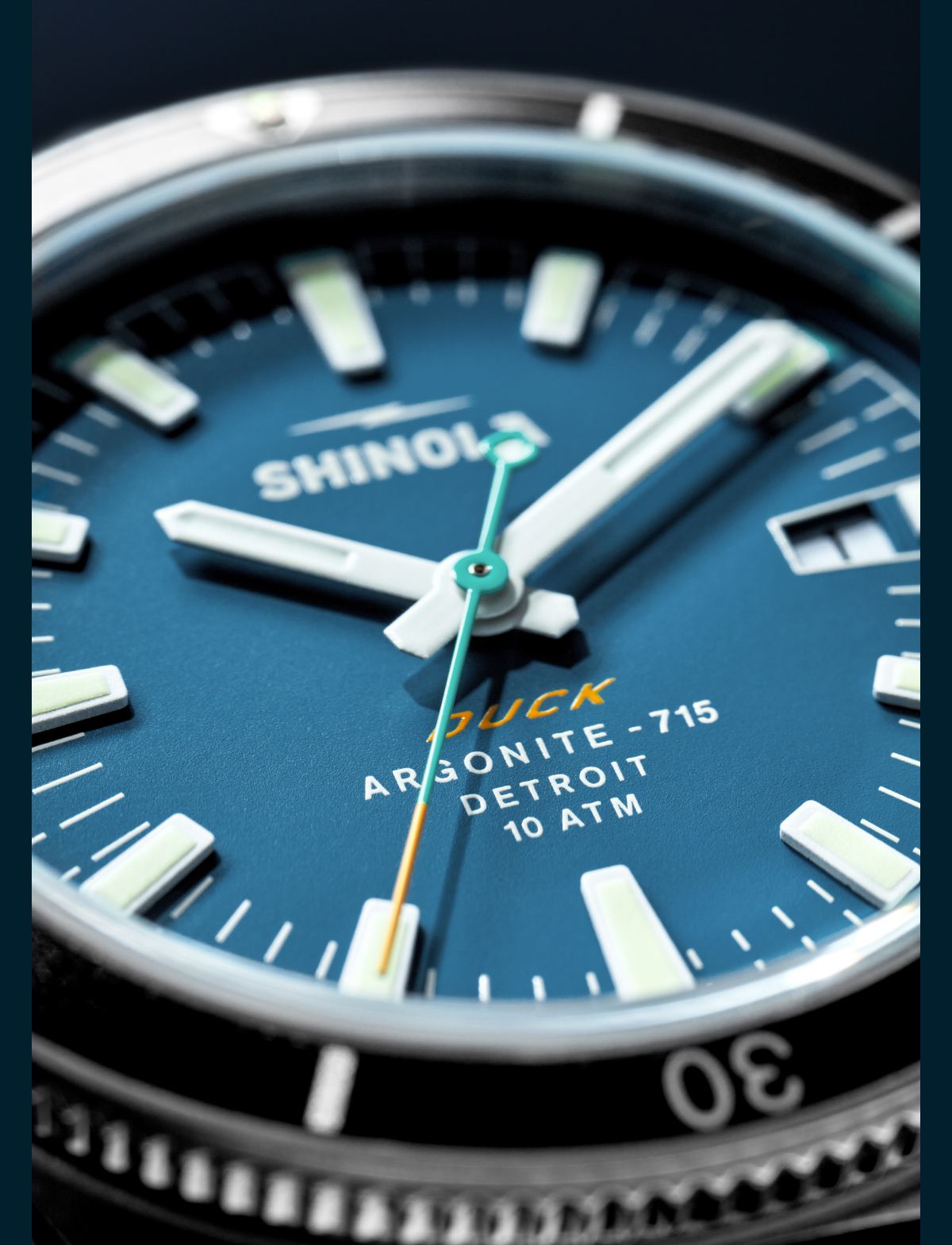 DIAL CLOSE UP DIAL CLOSE UP