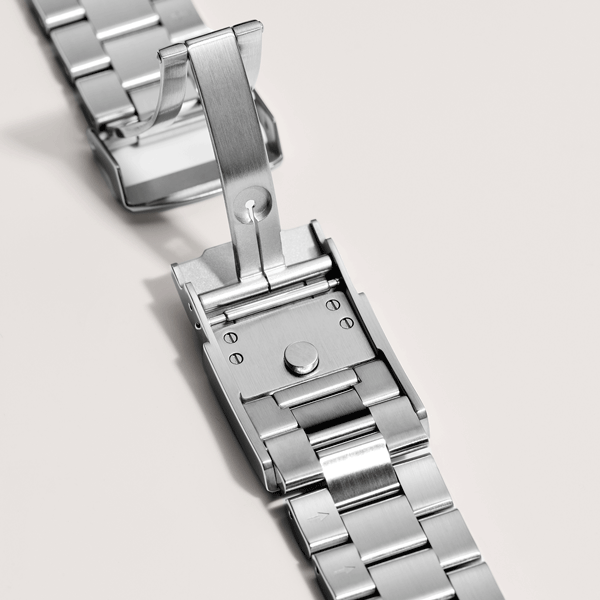 Micro Adjustable Clasp | Shinola