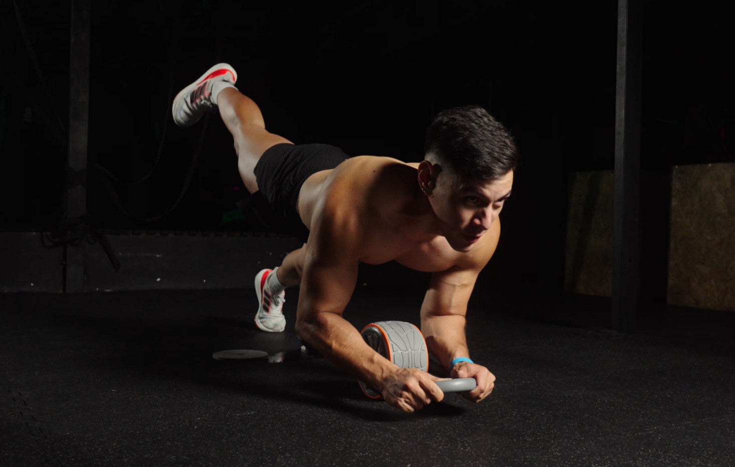 CoreFlex4D - Optimal engagement of the abs & core