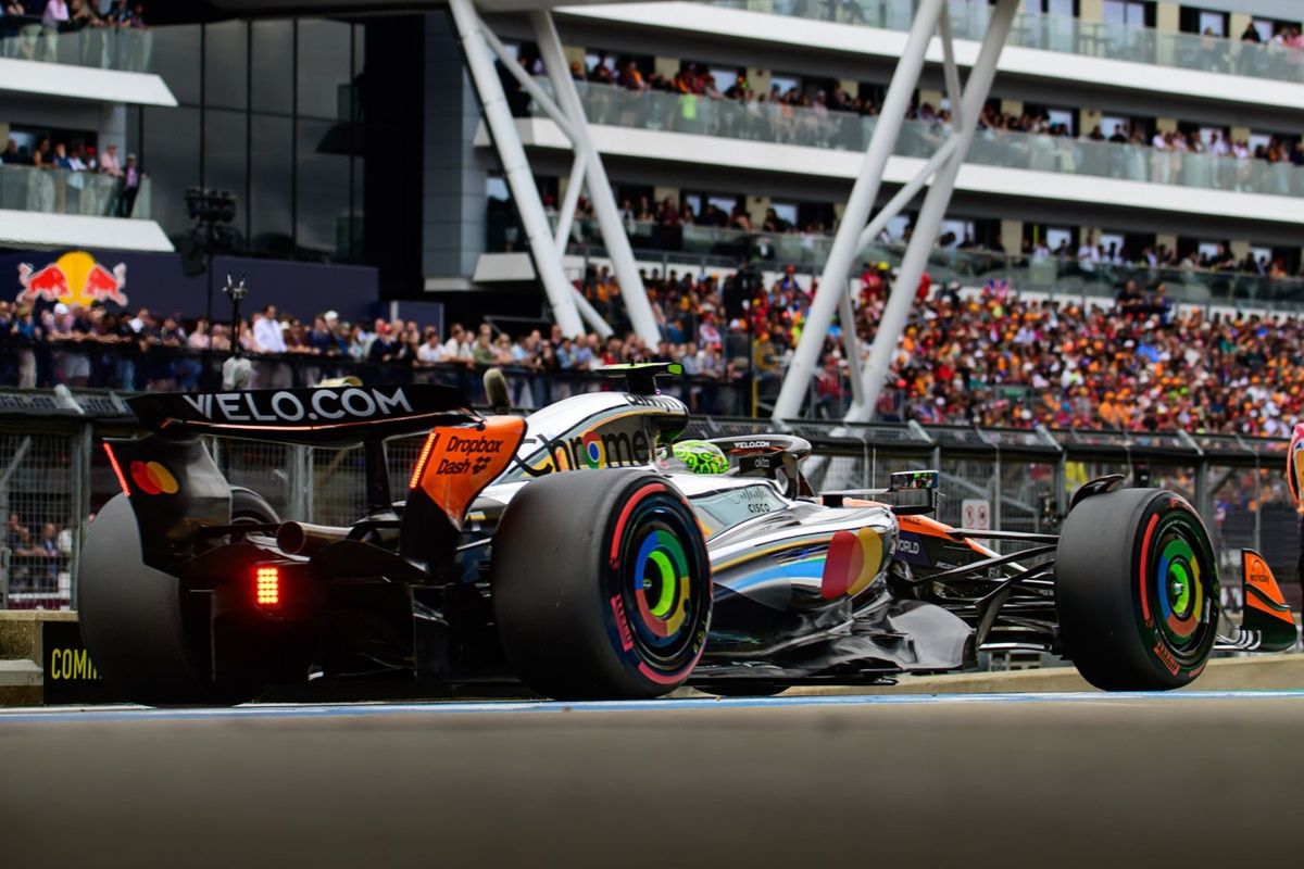 McLaren F1 car in the pits