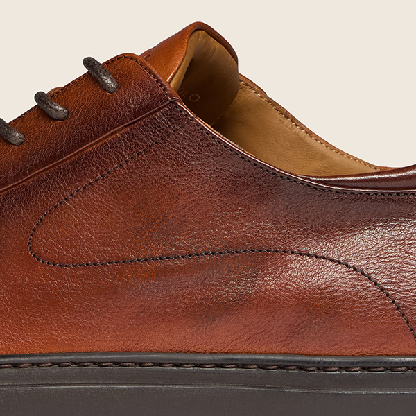 Sirolo tan buffalo trainers - detail