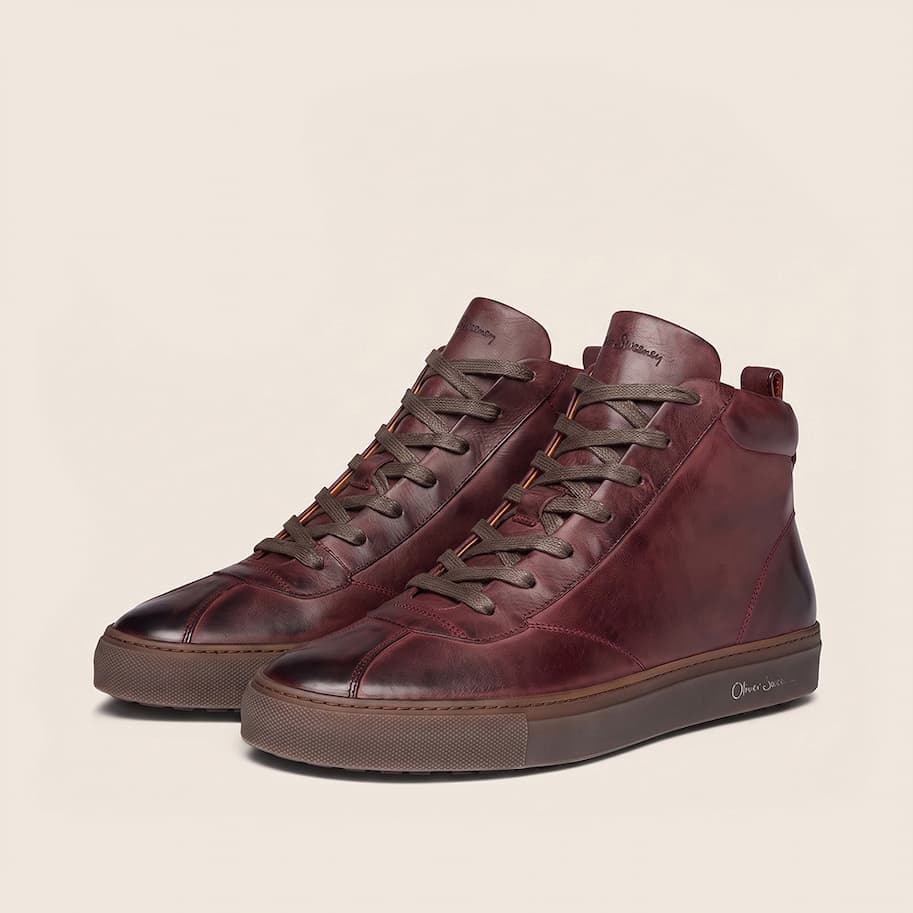 Defeza burgundy trainers