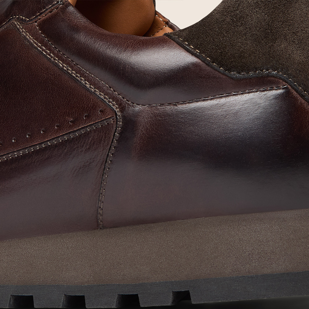 Cabeca brown trainers - close-up