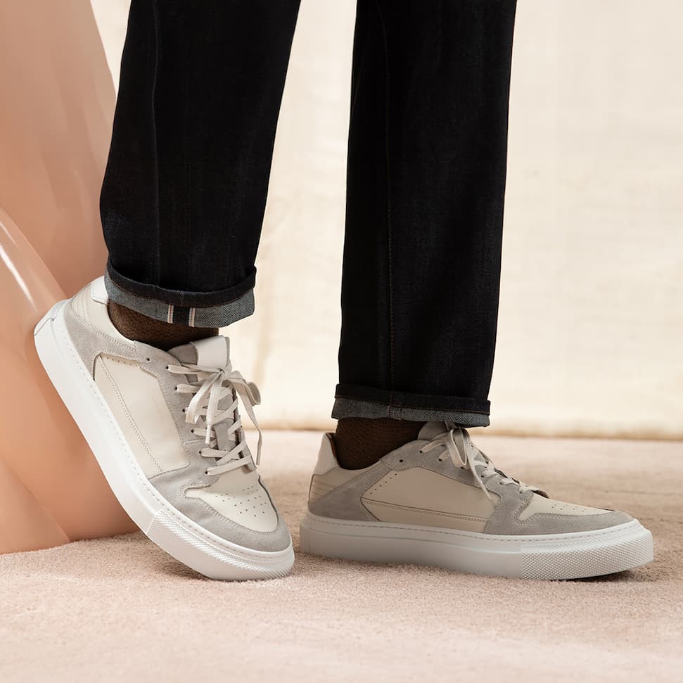 serta light grey calf leather trainers