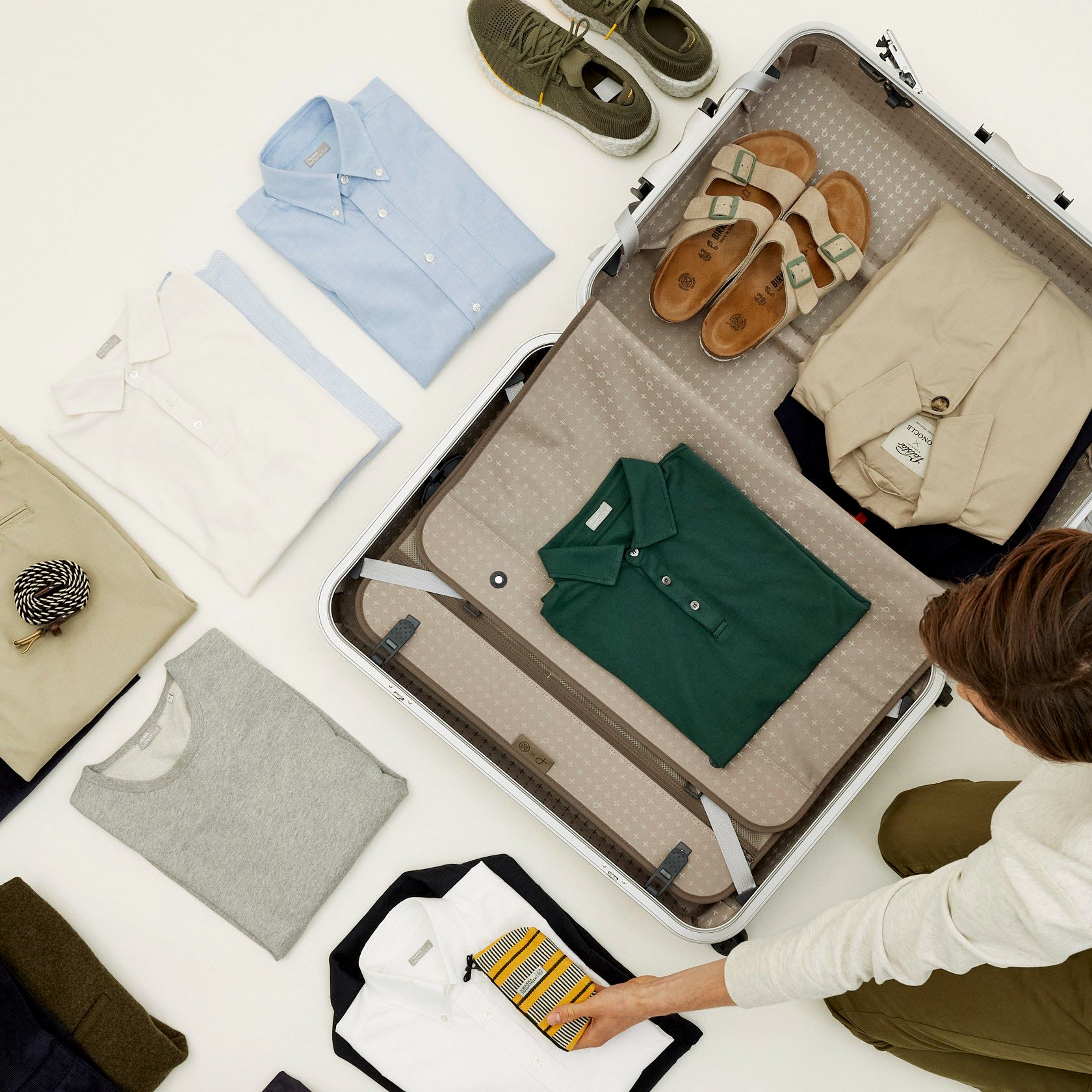 Proteca and Monocle Equinox light suitcase
