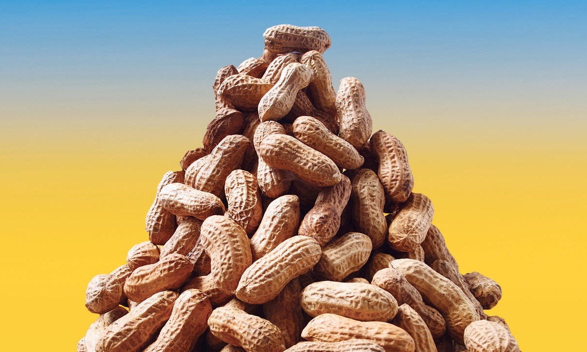 Pile of peanuts