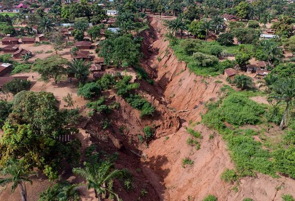 A view of a deep urban gully in Kamonia in the Democratic Republic of the Congo. More than 3,000 people are at risk of this gully expanding.