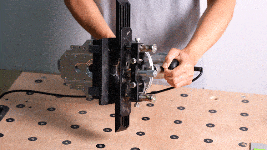 Cutting a mortise with the PRIME router jig