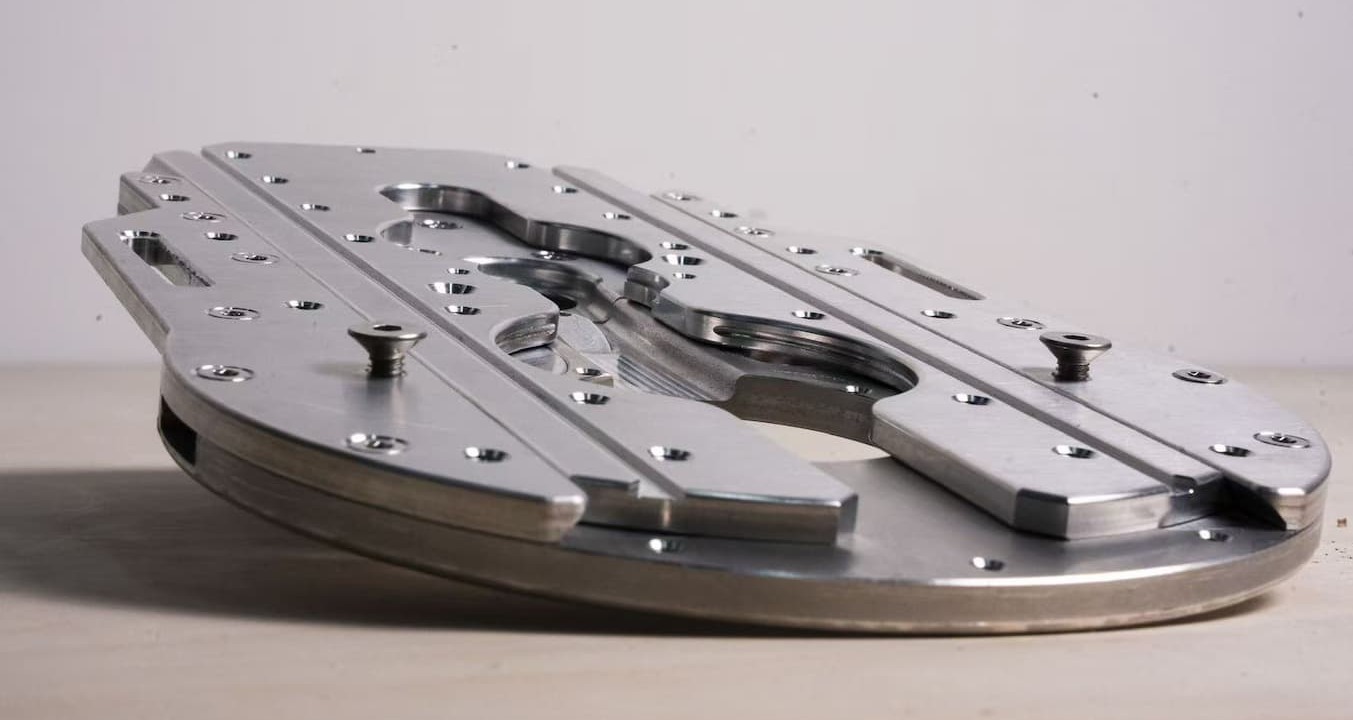 M6 and M4 threaded mounting points on PRIME