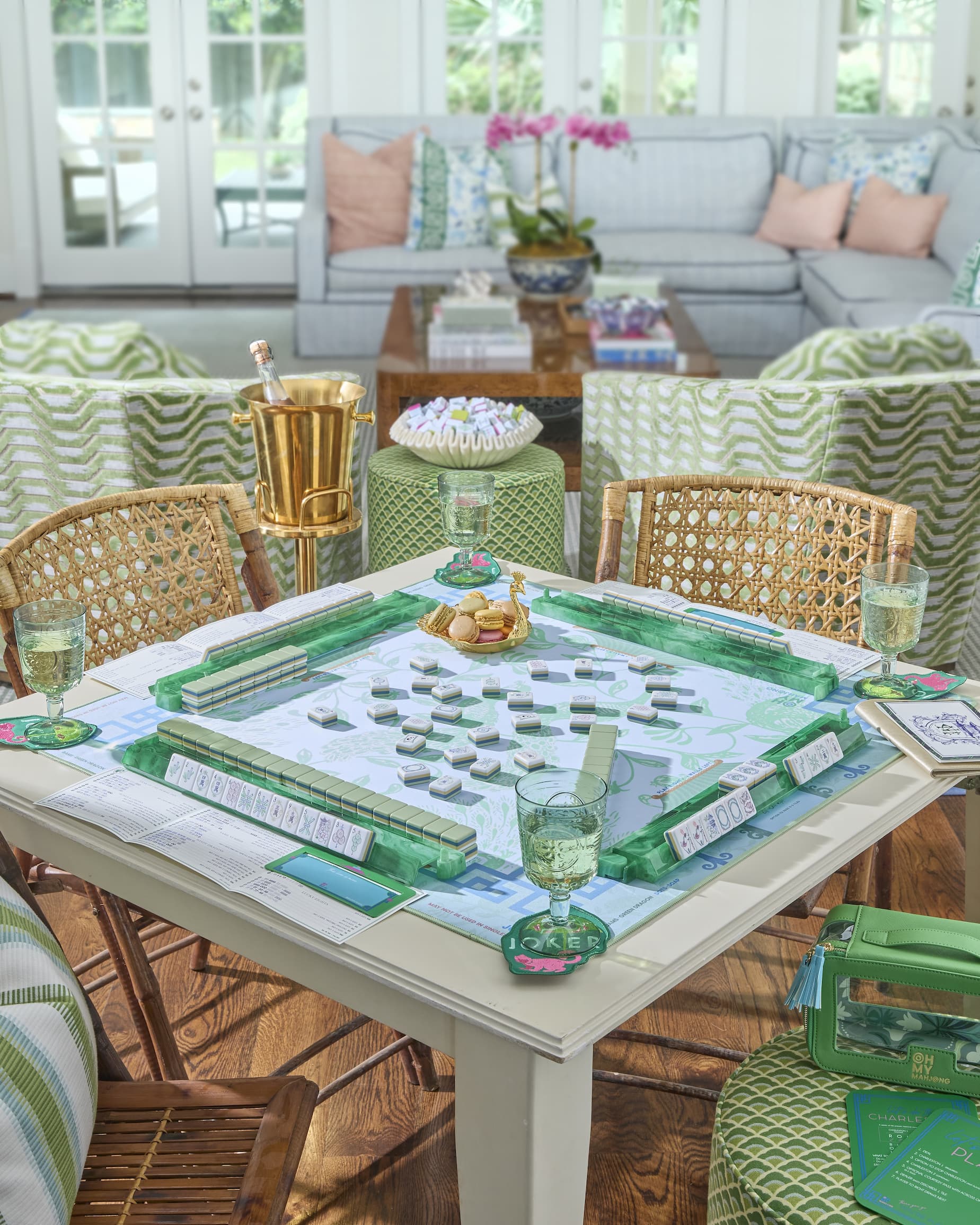 Photo of Mahjong Table