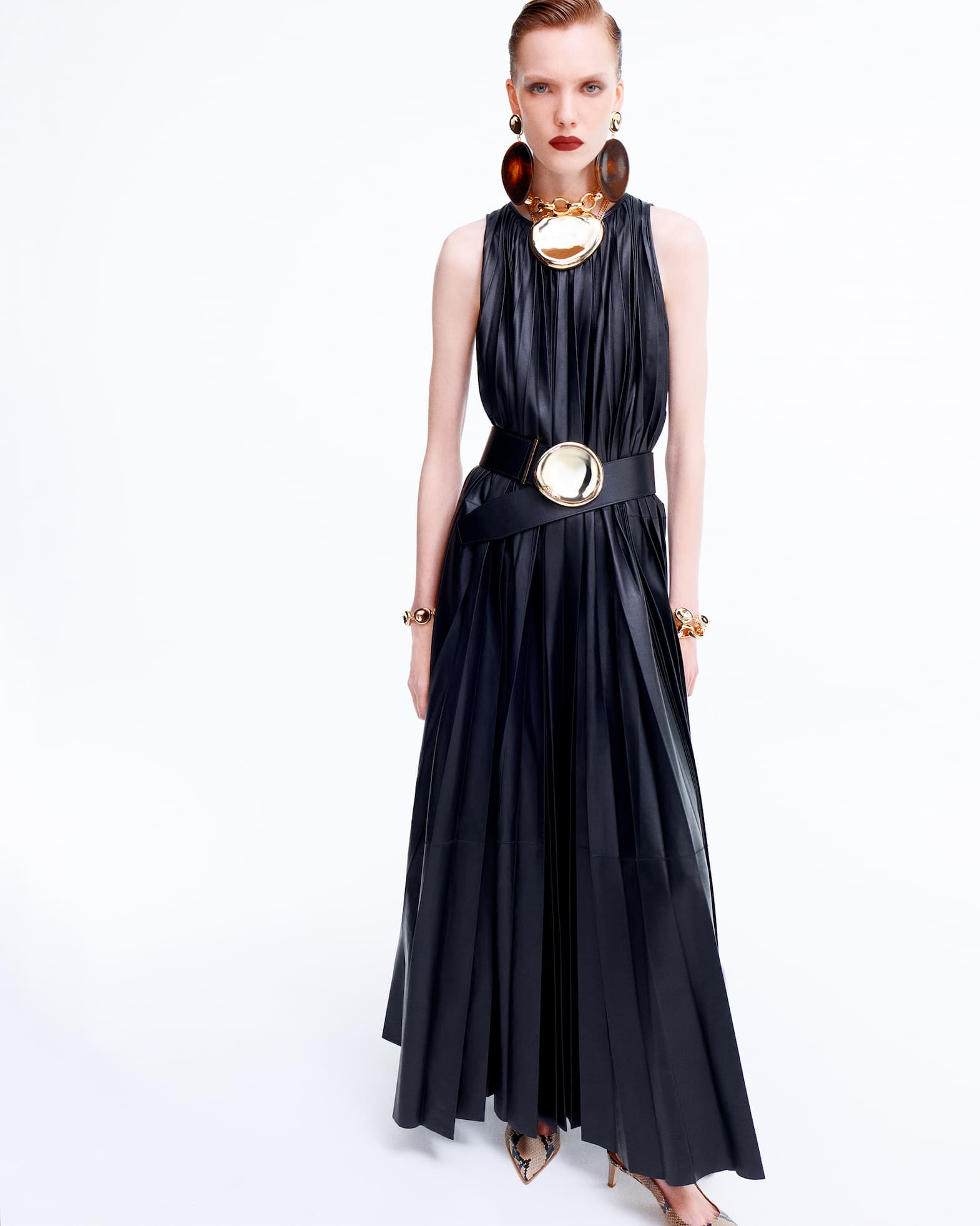 RUNWAY LEATHER