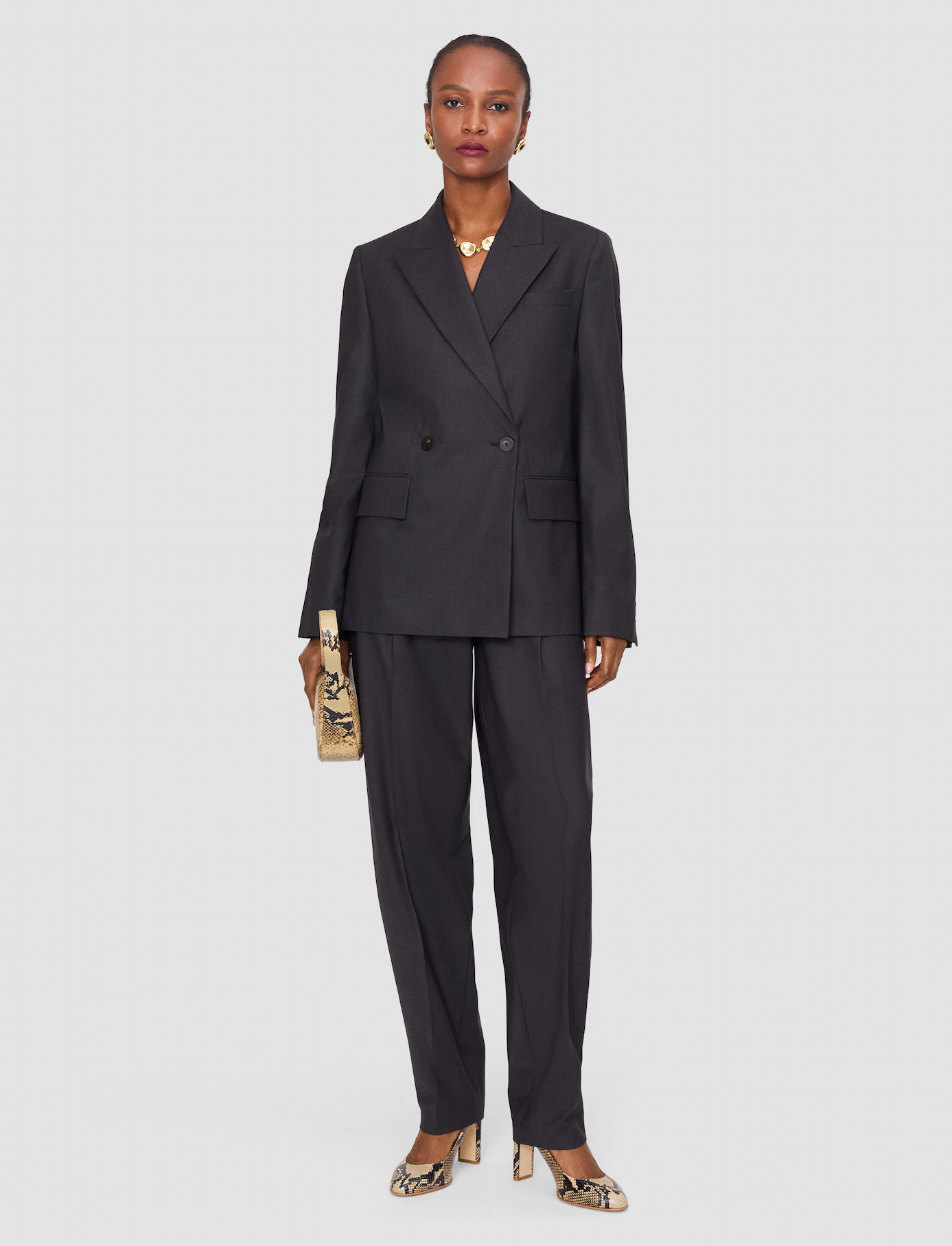 SHOP TAILORING