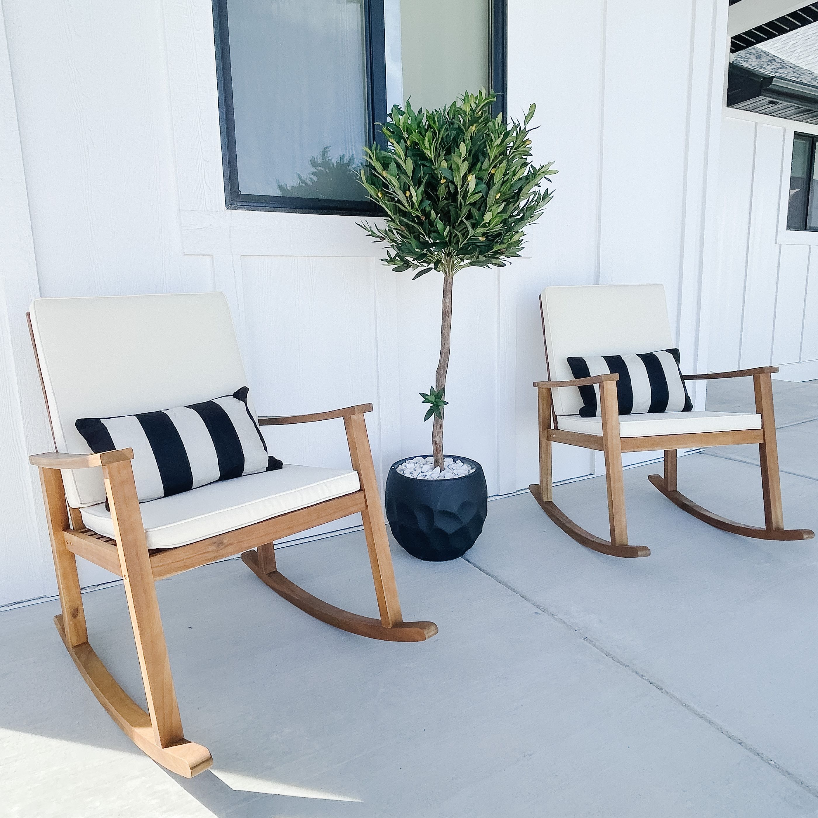 Shop Outdoor greenery