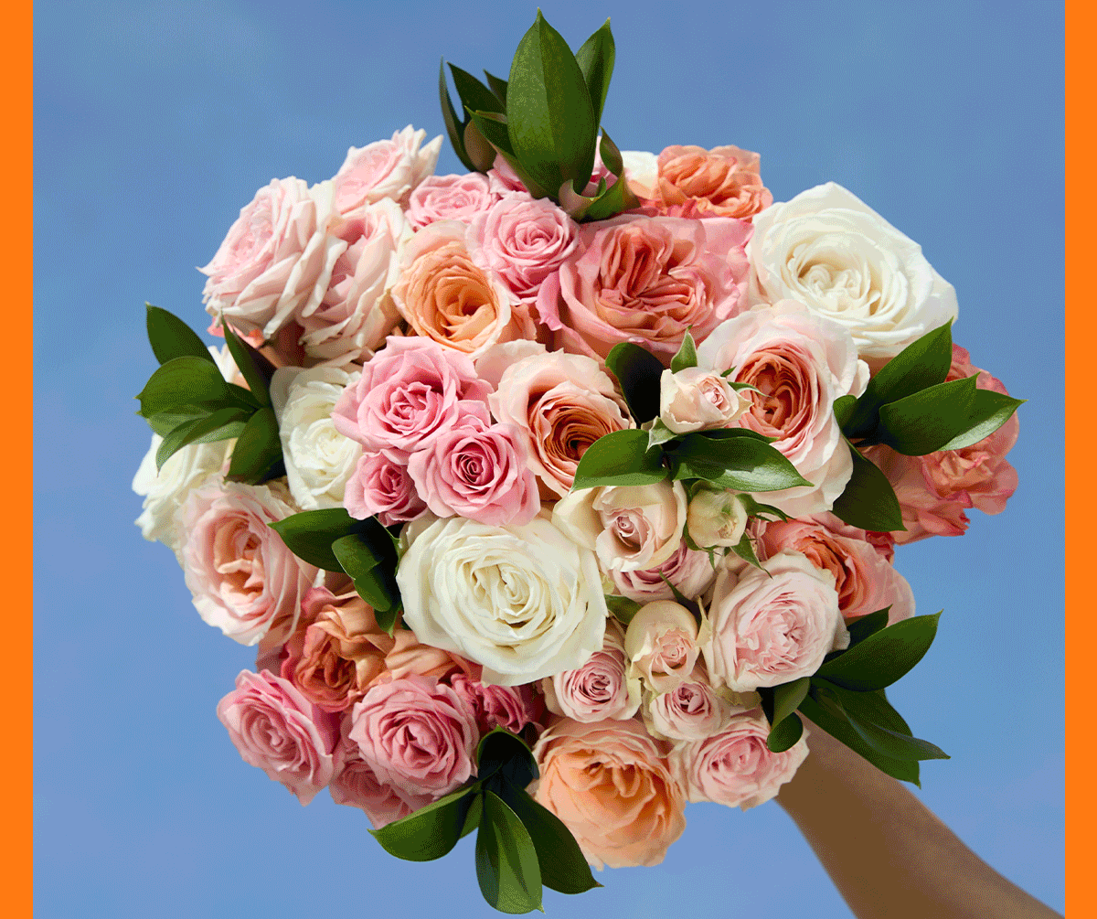 Rotating image of bouquets 