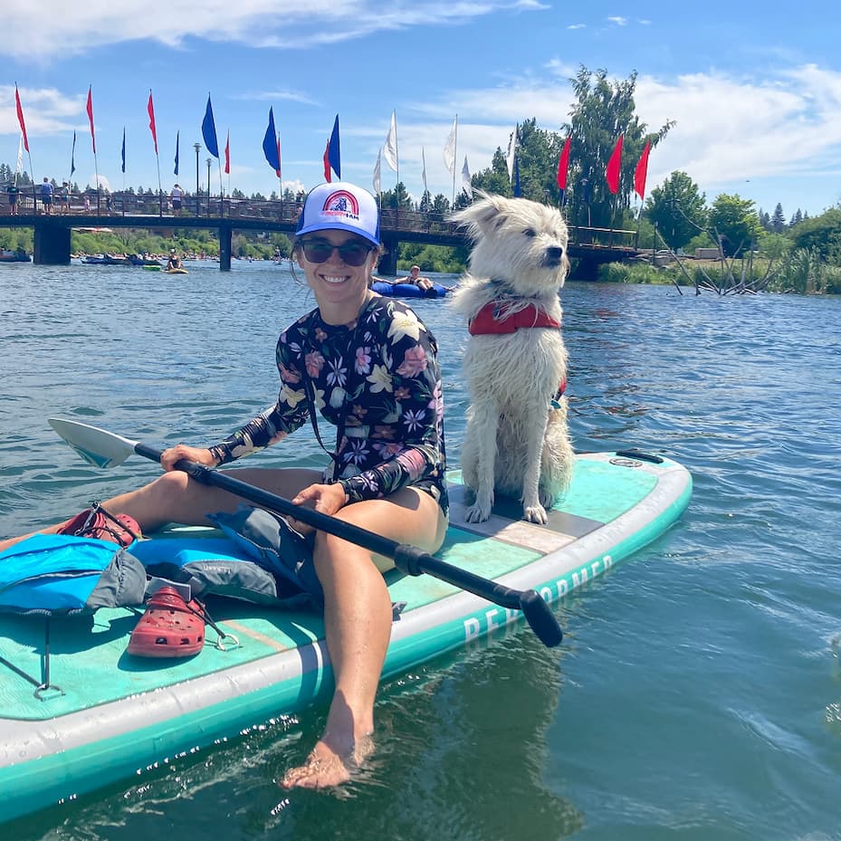 Caroline and Atka SUP together in Bend