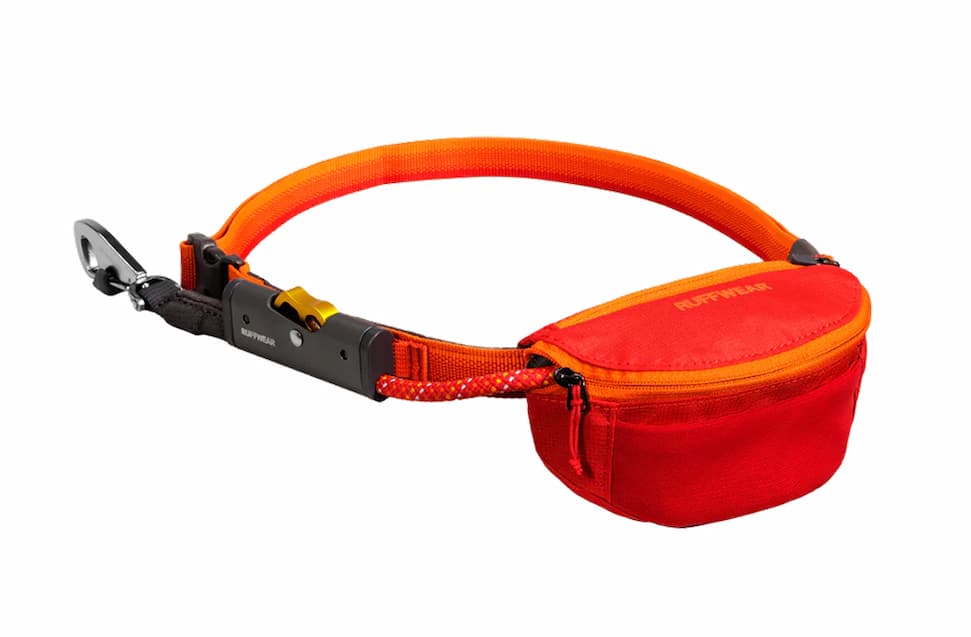 The Hitch Hiker™  Leash in Red Currant