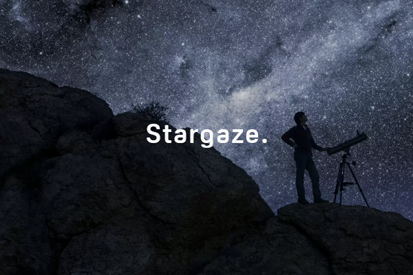 The Best Stargazing of 2022 Includes Eclipses, Meteor Showers, and a Line of 5 Planets