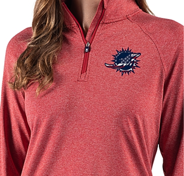 Woman wearing Adapt quarter zip with logo