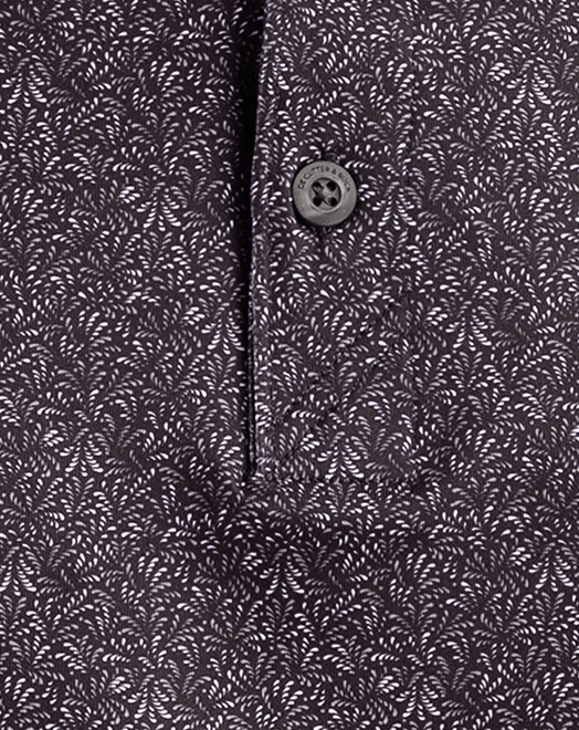 Fern Polo Close-up