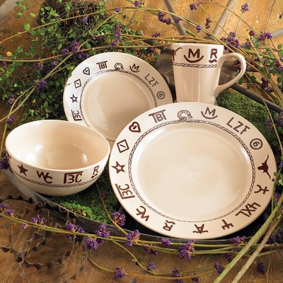 Branded Dinnerware Set (16 pcs)