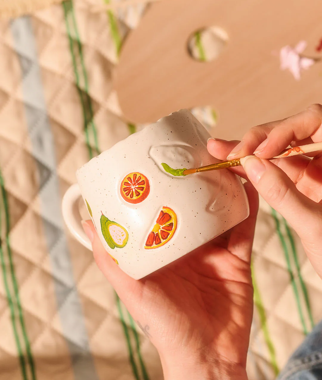DIY ceramic mug with debossed fruits - 330 ml