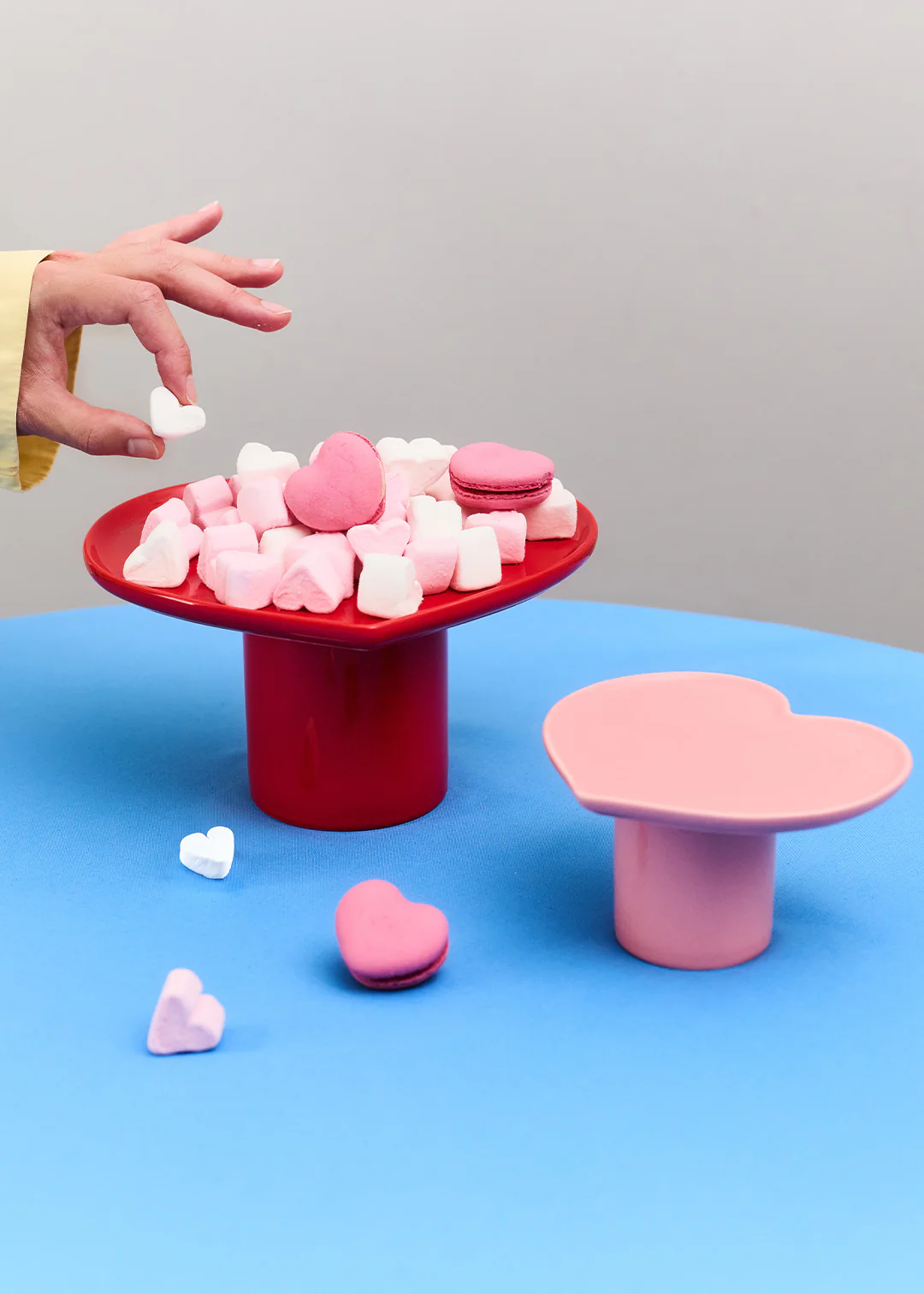 Set of heart cake stands - 2 pcs