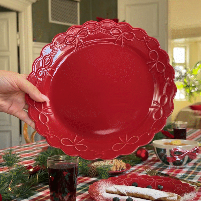 Holiday table setting