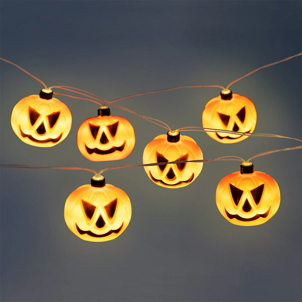 String lights - Halloween pumpkins