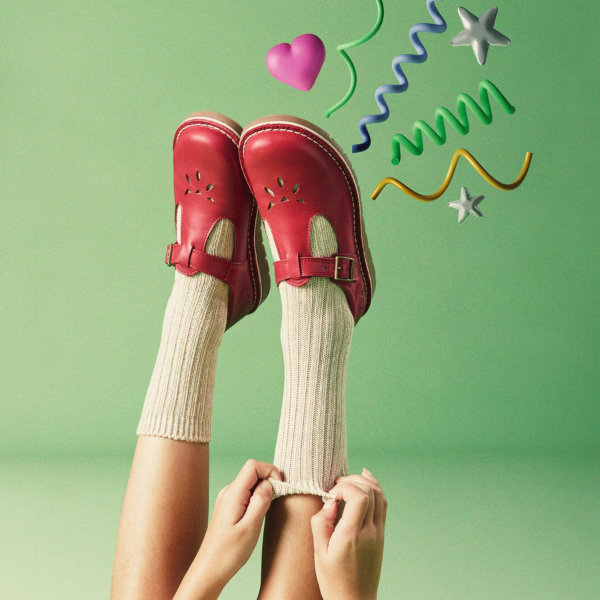 Image of the Girls shoe Joyful Skip in Red Leather