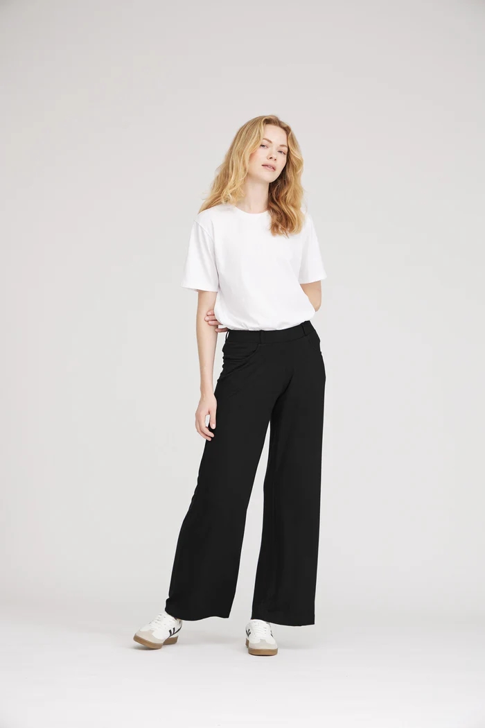 Donna Loose Jersey