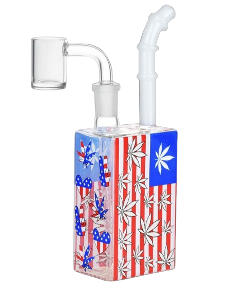 Patriotic Leaf - Turn on Images!