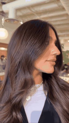 Four-second view of the dimensional brunette transformation in motion