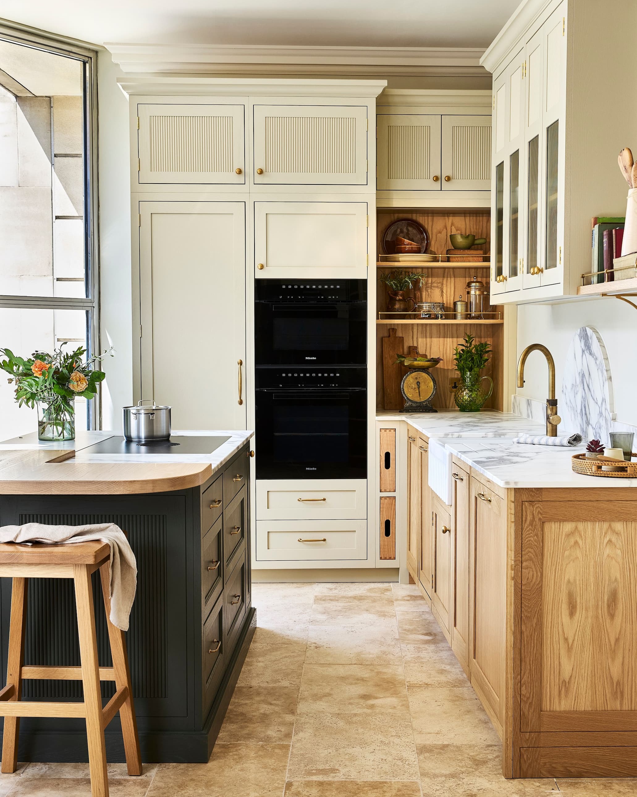 The little threads that hold a kitchen together
