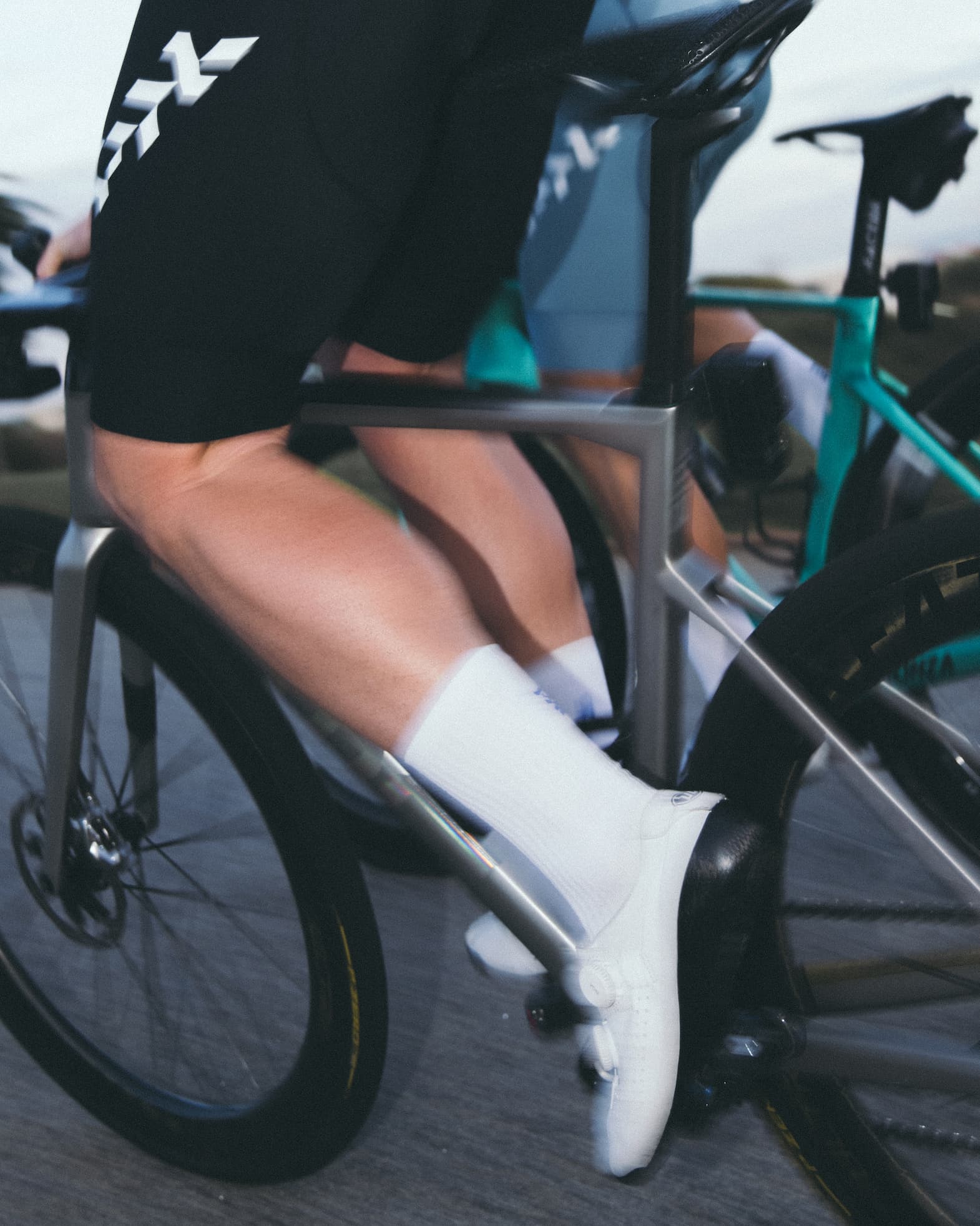Ride longer in quick-drying, cushioned comfort.