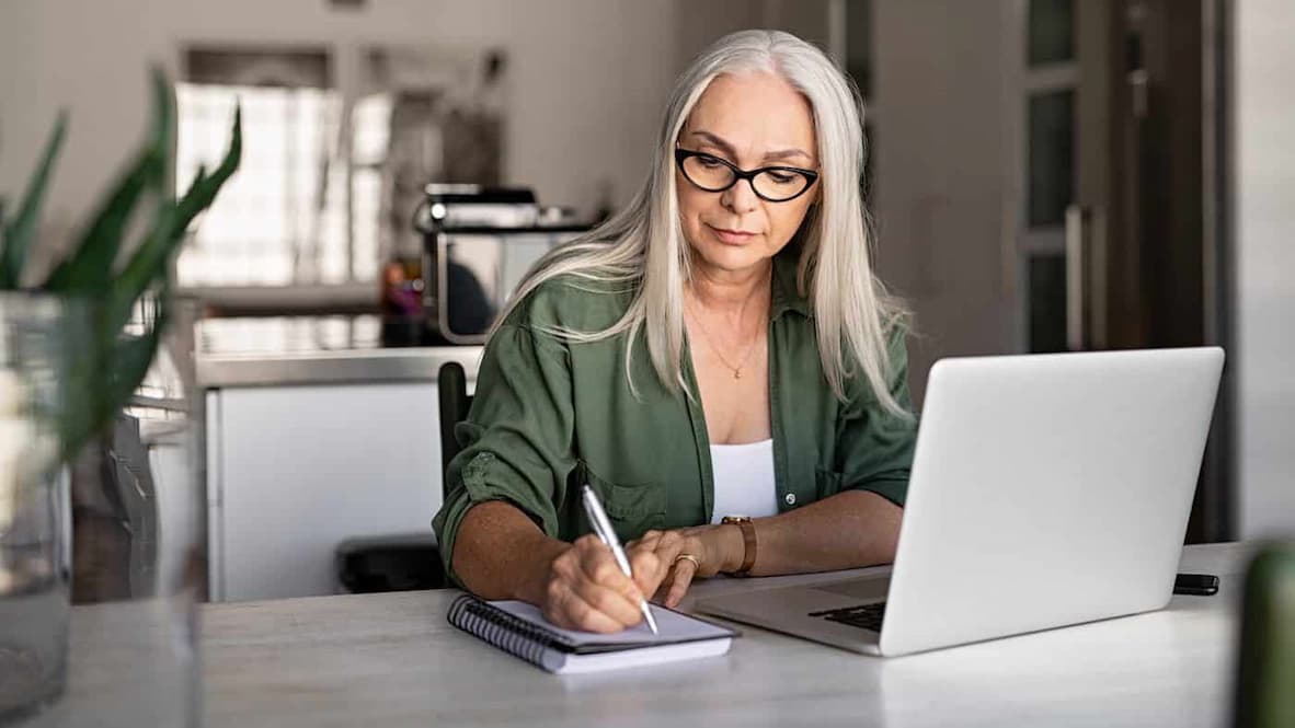 How To Stay Focused (Without Extra Caffeine)