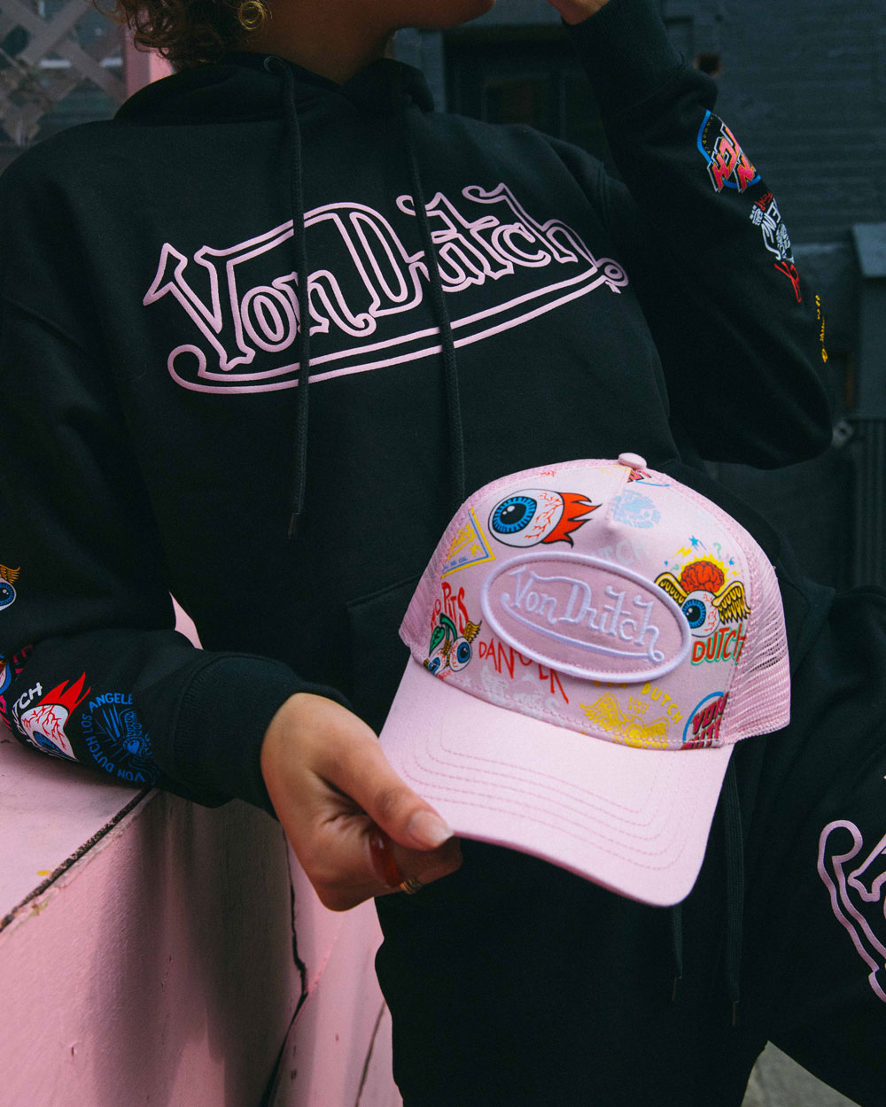 PINK JAX JUST IN! 💗 - Von Dutch