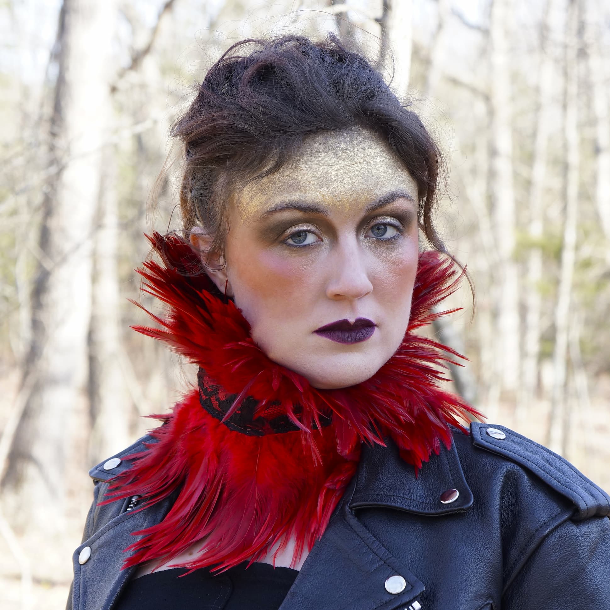 Lush feather choker finishing touch for Halloween