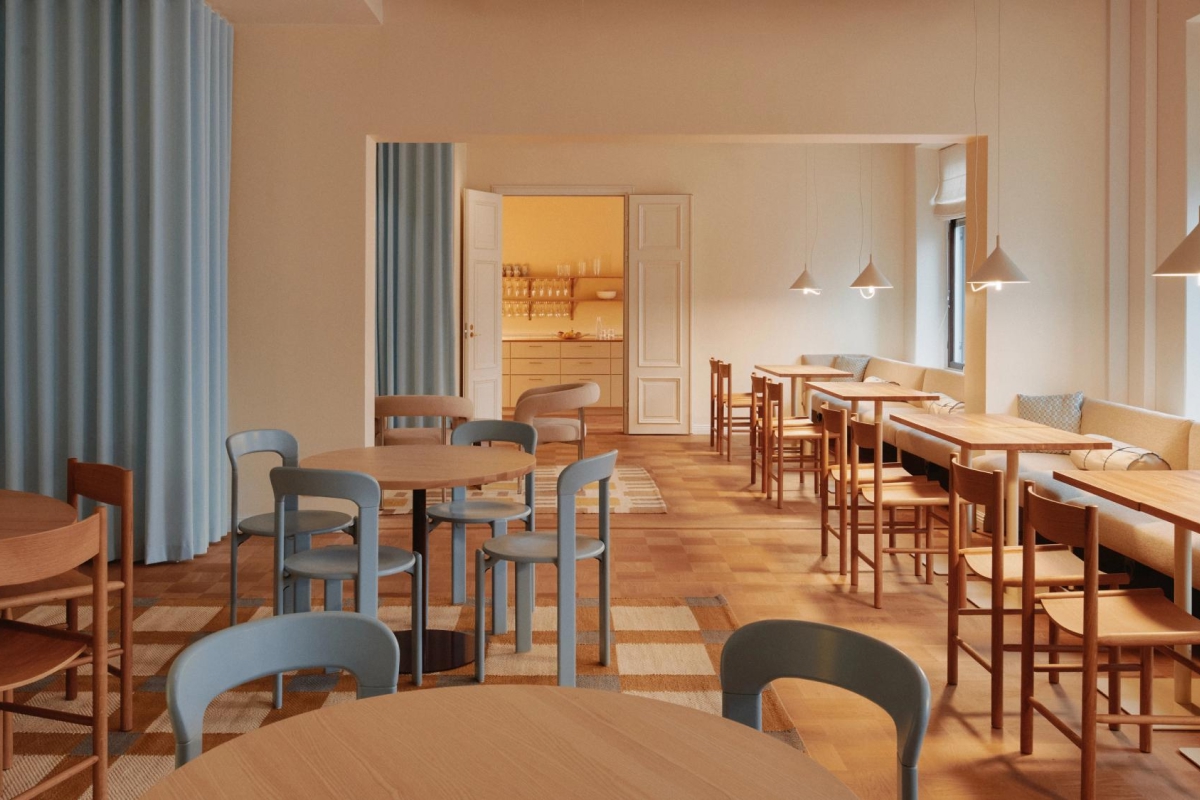 Blue Rey chairs by HAY & oak Akademia chairs by Nikari
