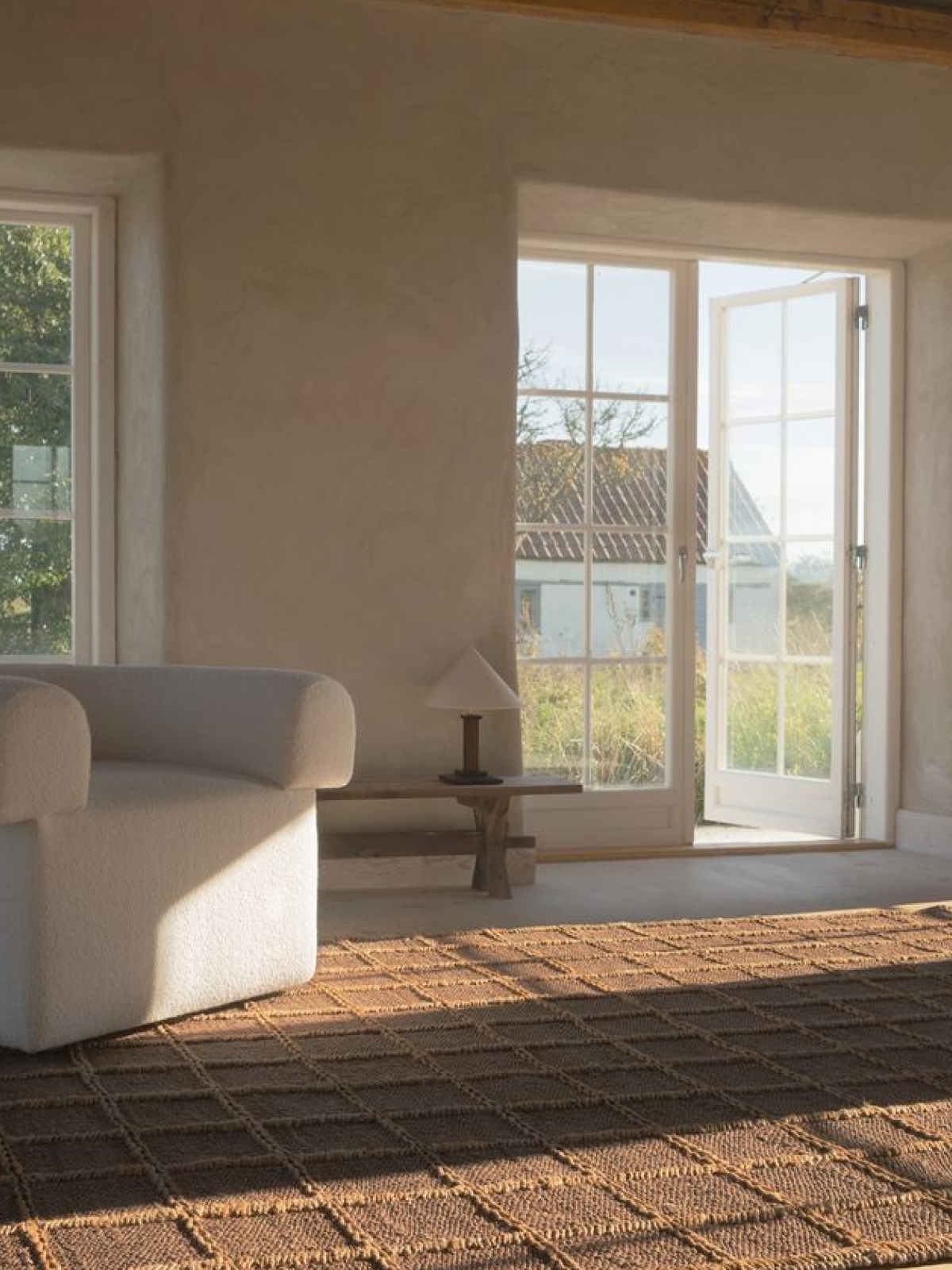 LAYERED rugs