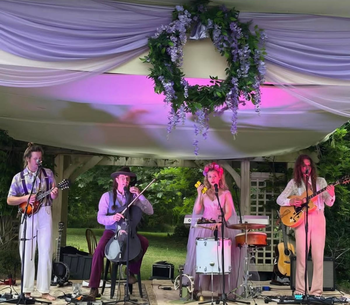 The Heart Collectors playing live