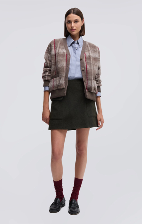 KNITWEAR