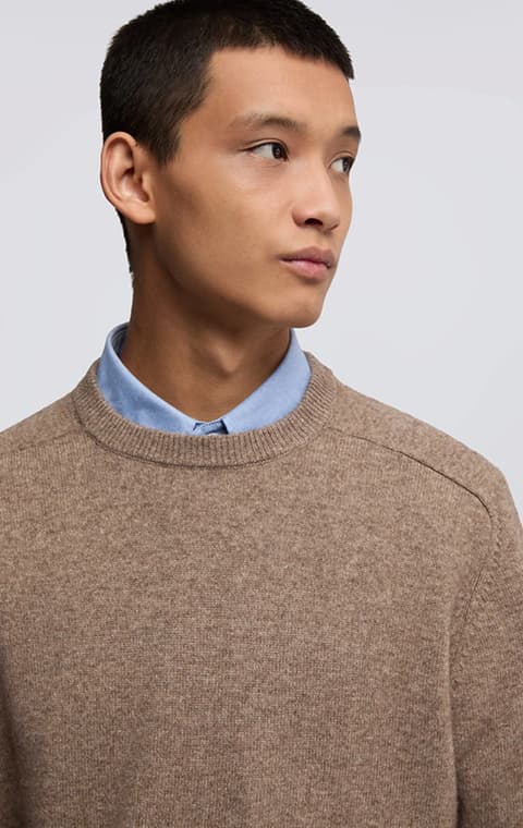 KNITWEAR