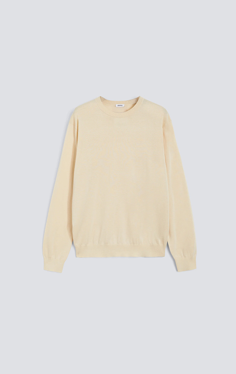 KNITWEAR