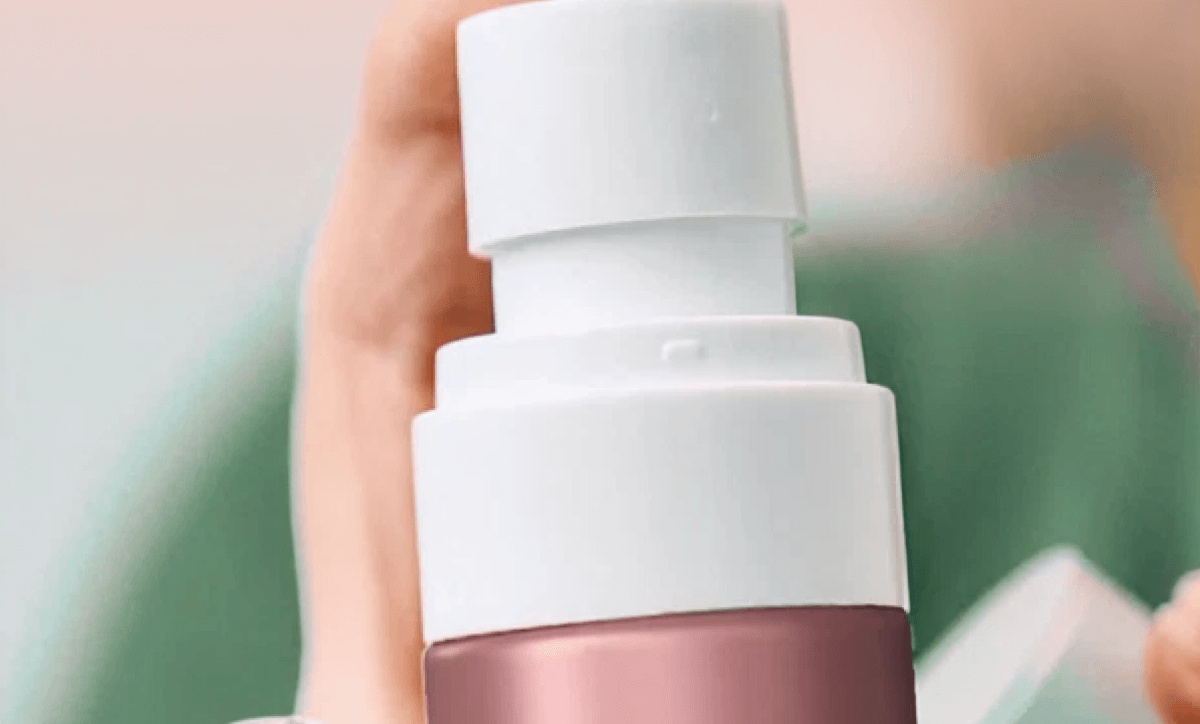 Hair Helper Spray Biotin and caffeine power for stronger, fuller hair. No brainer! Anti-Stress Gummies Because a calm mind = happy hair. Daily Hair Booster Capsules Inside-out support for that healthy glow. Eyebrow & Eyelash Serums Fuller brows and lashes? Yes, please! Hair Growth Shampoo and Conditioner Deeply cleanse your scalp while stimulating growth!