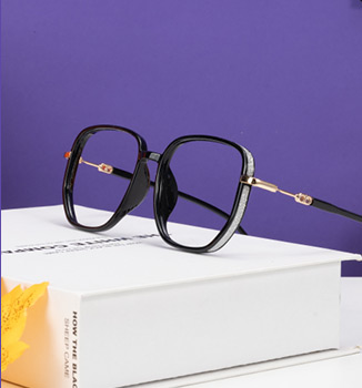 Glitter Eyeglasses