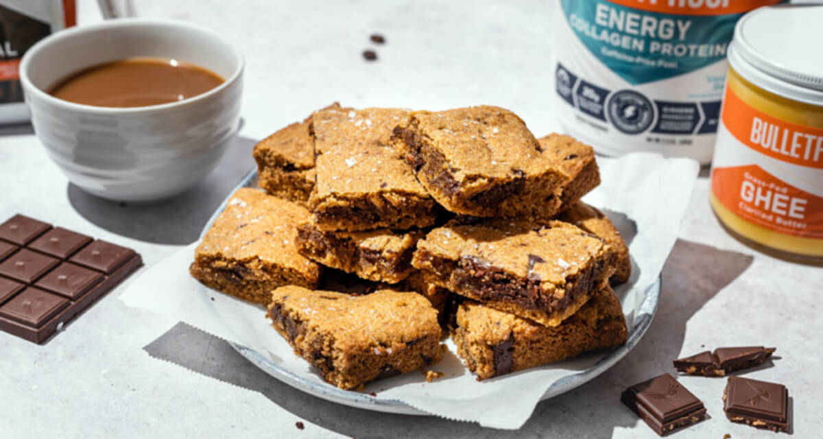 KETO CHOCOLATE CHUNK BLONDIES