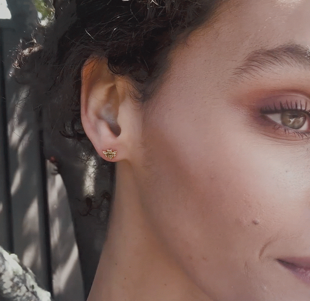 [GIF] woman wearing Bee Stud Earrings