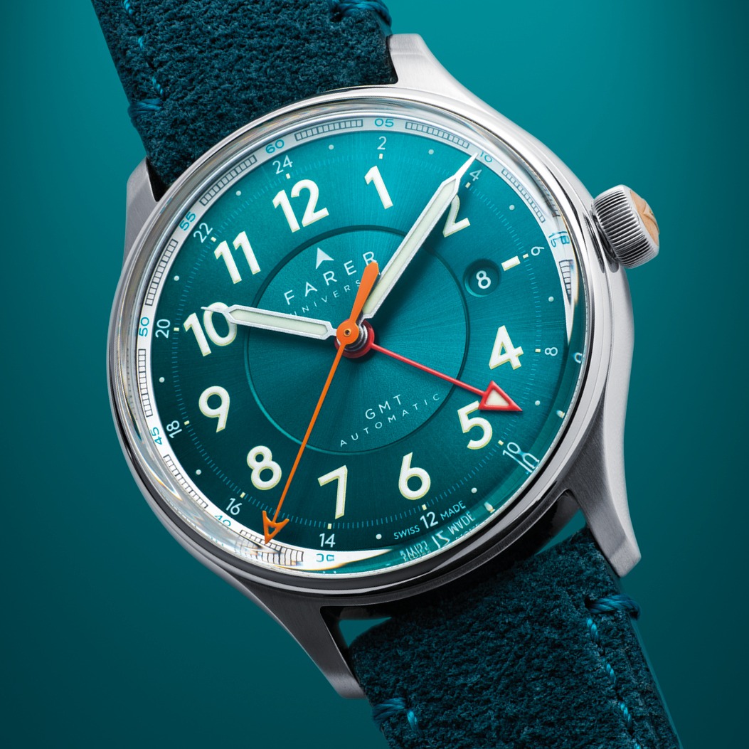 Farer Spotlights the Lander IV GMT Sea Green Classic