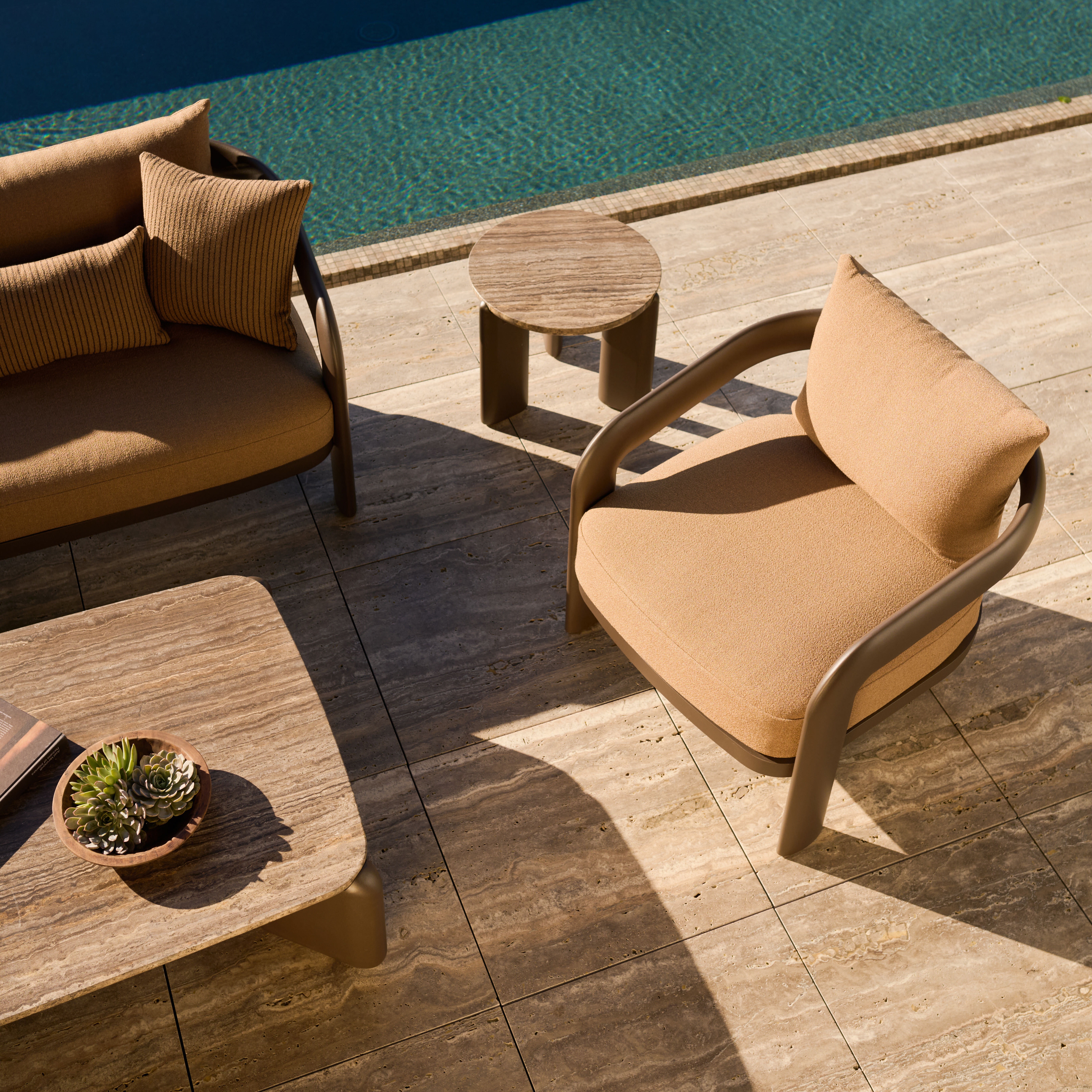 Chloe Aluminum Collection