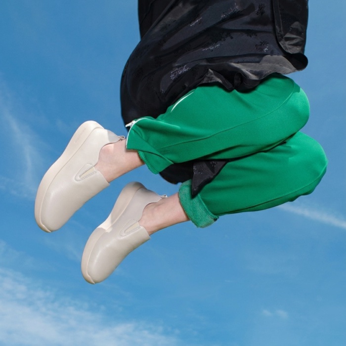 Easy-On / Slip-Ons